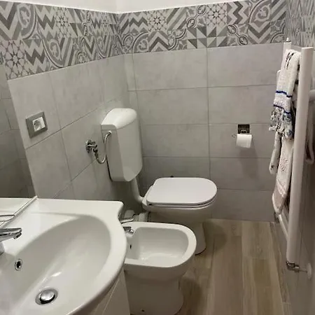 Mirella's House Double Bathrooms Rapallo